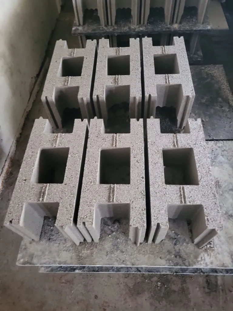 All Stack Interlocking Block Detail